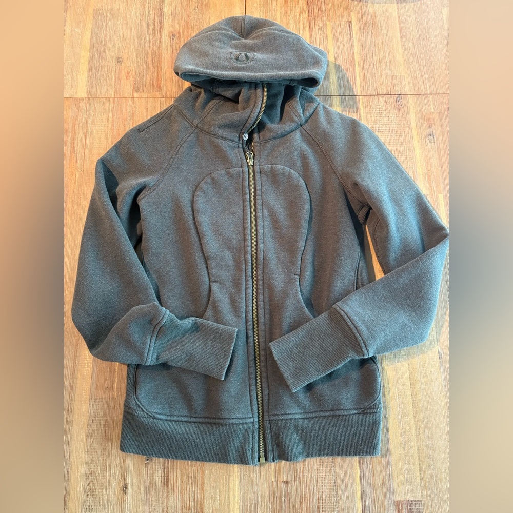 Lululemon Full Zip Scuba Hoodie size 4 Army Green